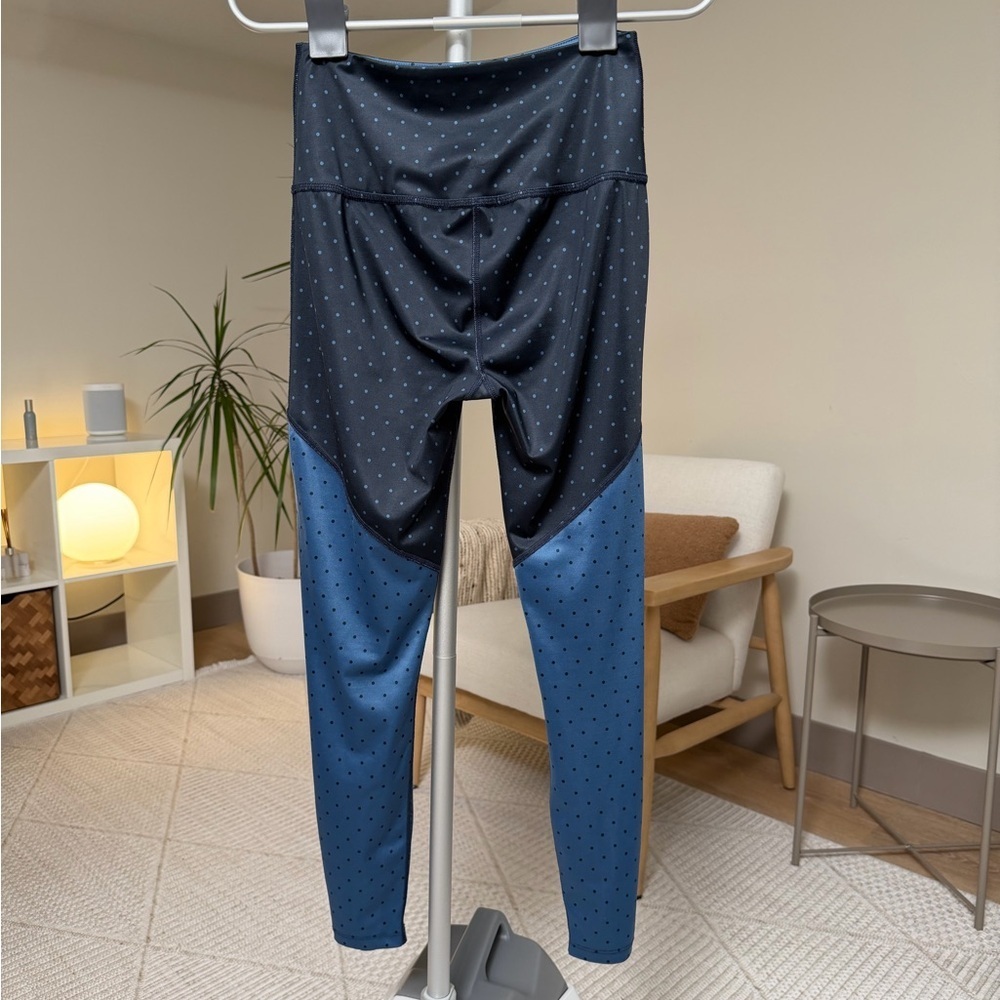 Women’s | Beyond Yoga Lux High Waisted Leggings, Blue Colorblock | Medium - Picture 2 of 6